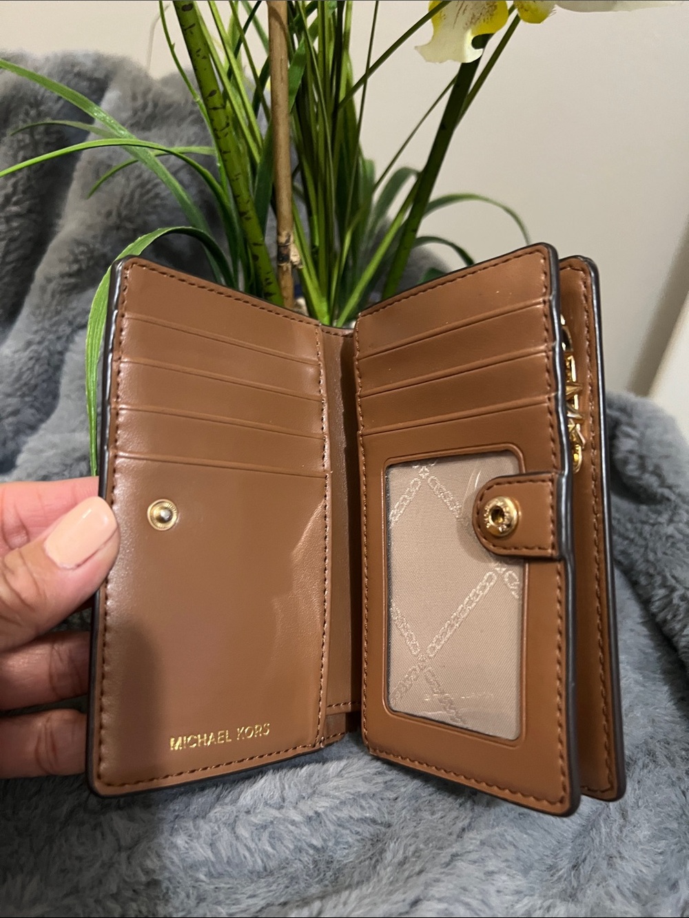 Michael Kors Brown Signature Zip Wallet - Picture 6 of 8